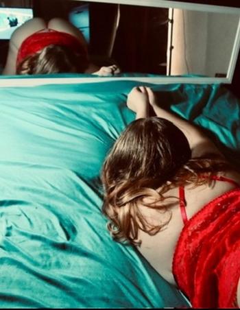 Emily, 22  female escort, Brunswick