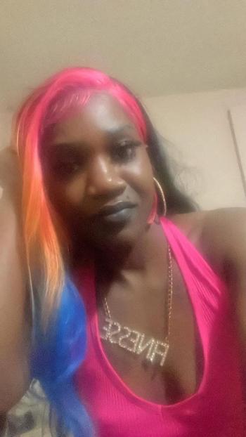 Mercedes, 25  female escort, Brunswick